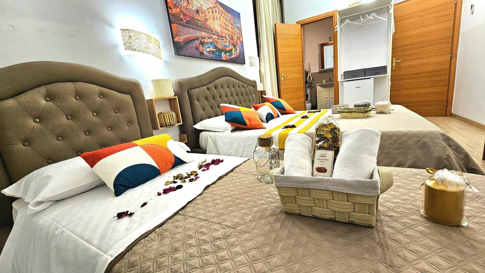 Gasthuis Luxury By A Casa Simpatia - Free Parking Minimum 3 Nights -on Request In Advance
