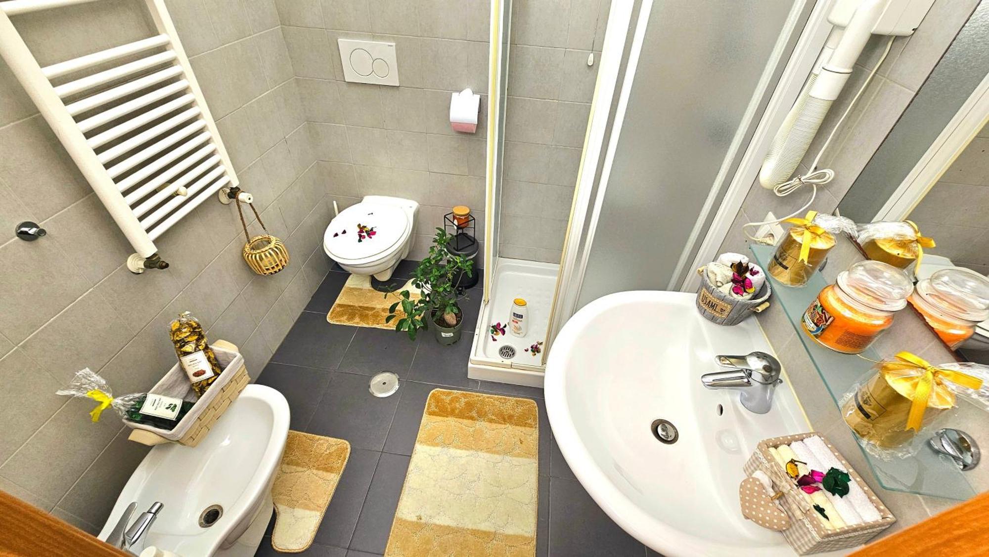 Gasthuis Luxury By A Casa Simpatia - Free Parking Minimum 3 Nights -on Request In Advance *