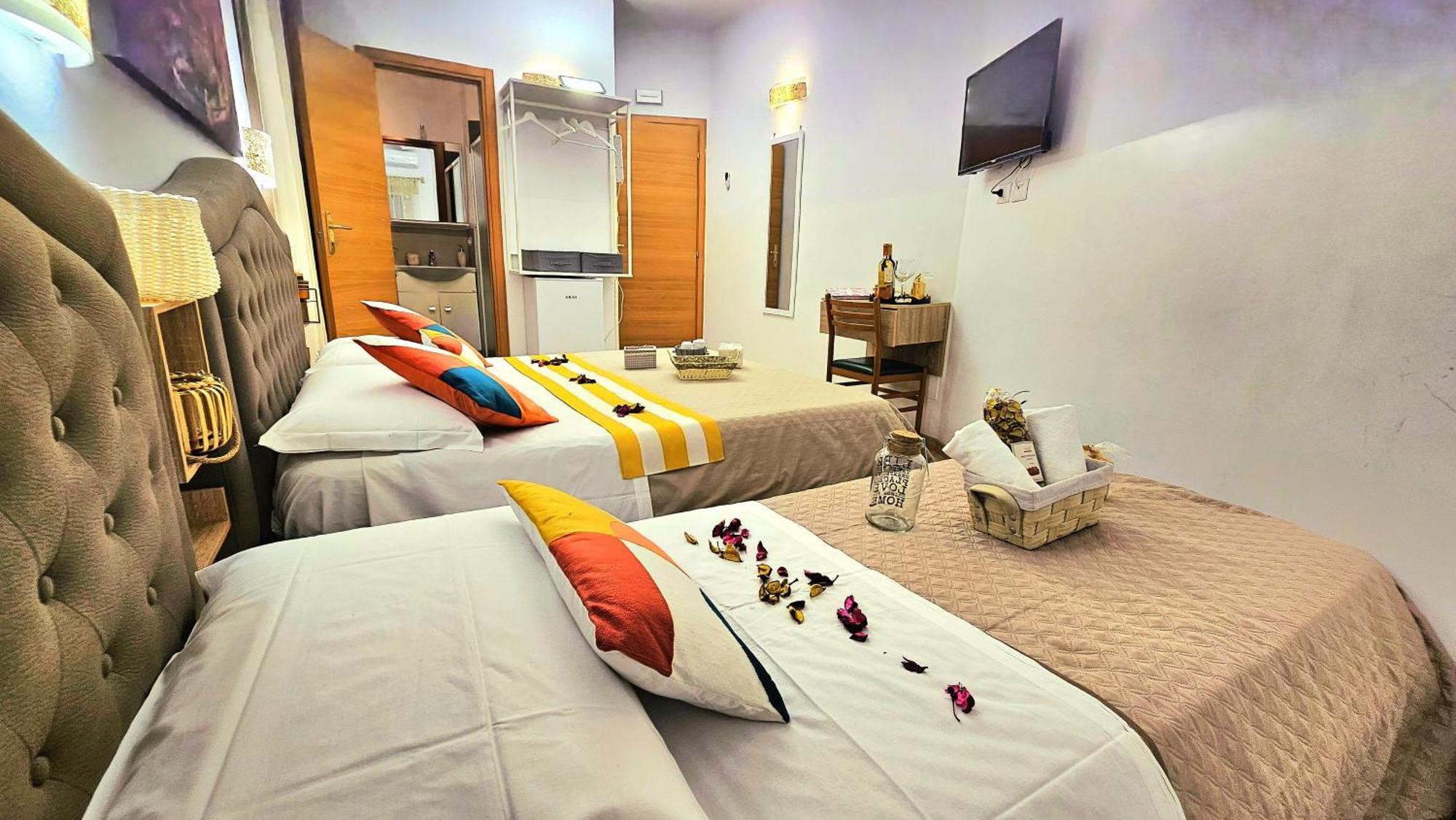 Gasthuis Luxury By A Casa Simpatia - Free Parking Minimum 5 Nights *